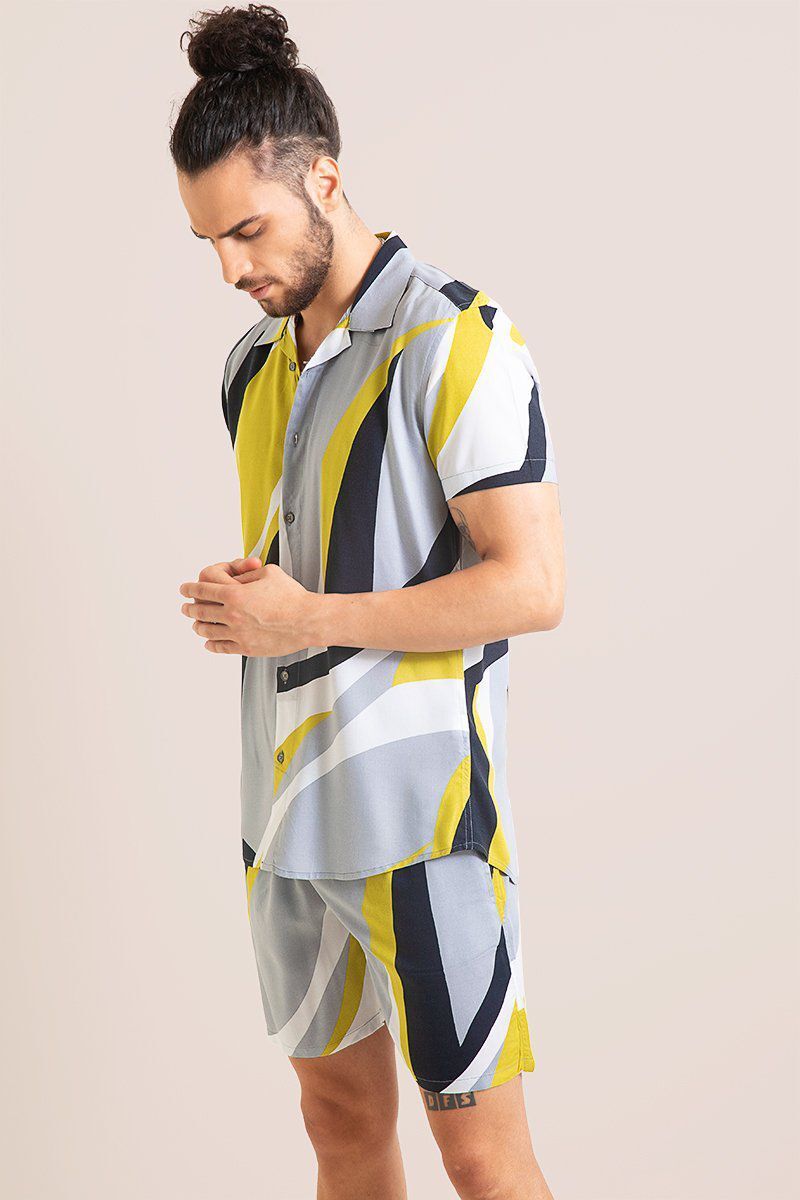 SHIRT HALF SLEEVE AND SHORTS WITH POCKT