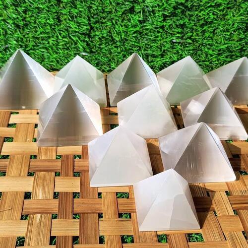 White Celenite Pyramids For Home Decoration