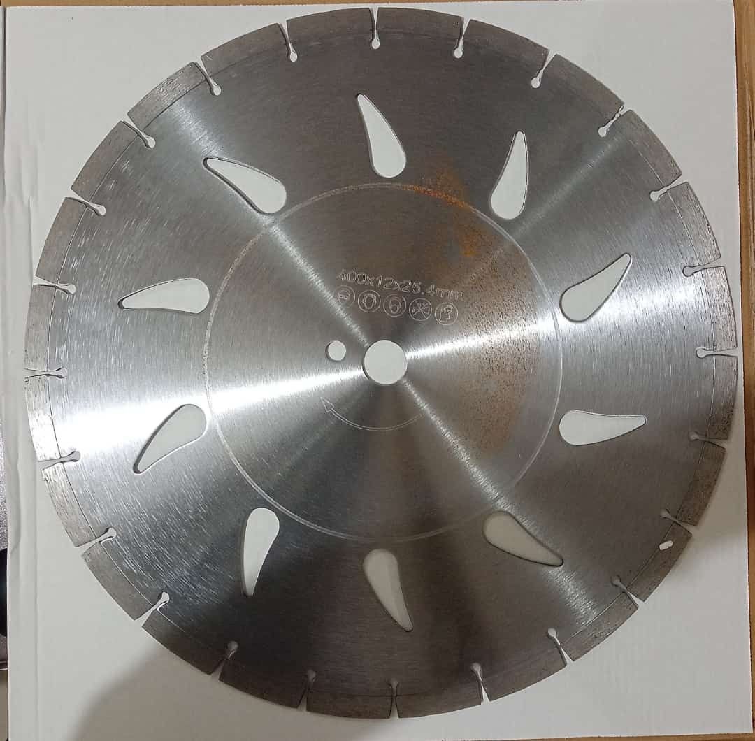 Concrete cutting Blade