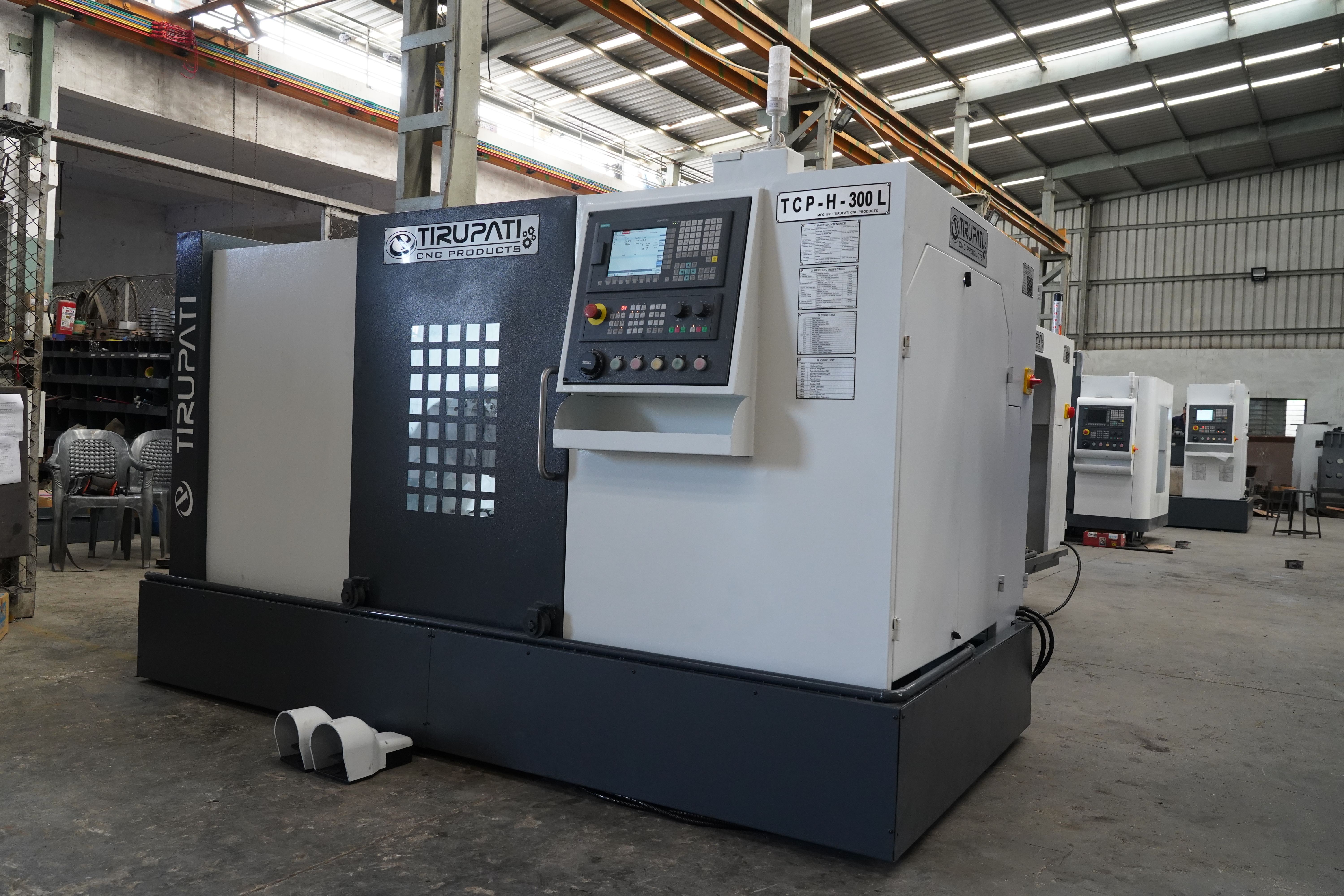 CNC LATHE MACHINE - TCP H-300L-1500