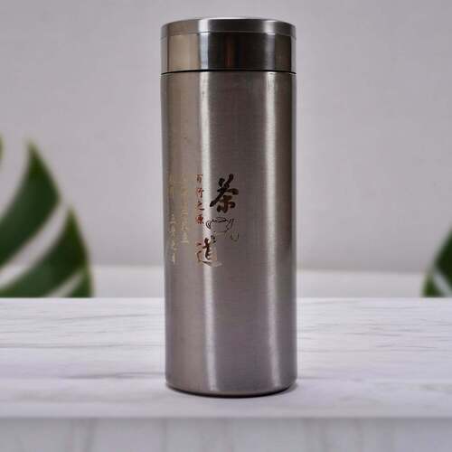 Silver Hot And Cold Stainless Steel Vacuum Water Bottle (6749)