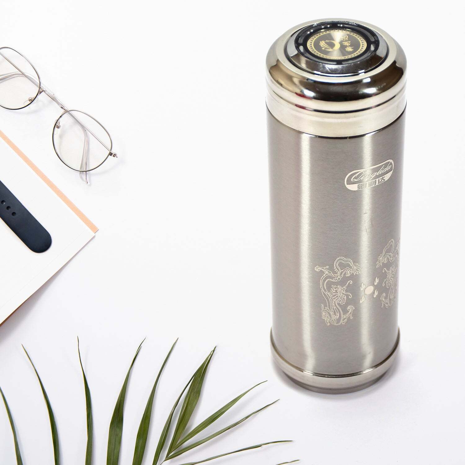 HOT AND COLD STAINLESS STEEL VACUUM WATER BOTTLE (6750)