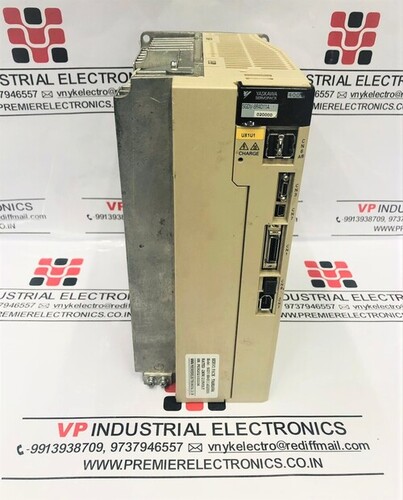 YASKAWA SERVO SGDV-8R4D11A02000 2KW