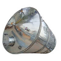 Vertical Silver Stainless Steel Storage Tank - Application: Industrial