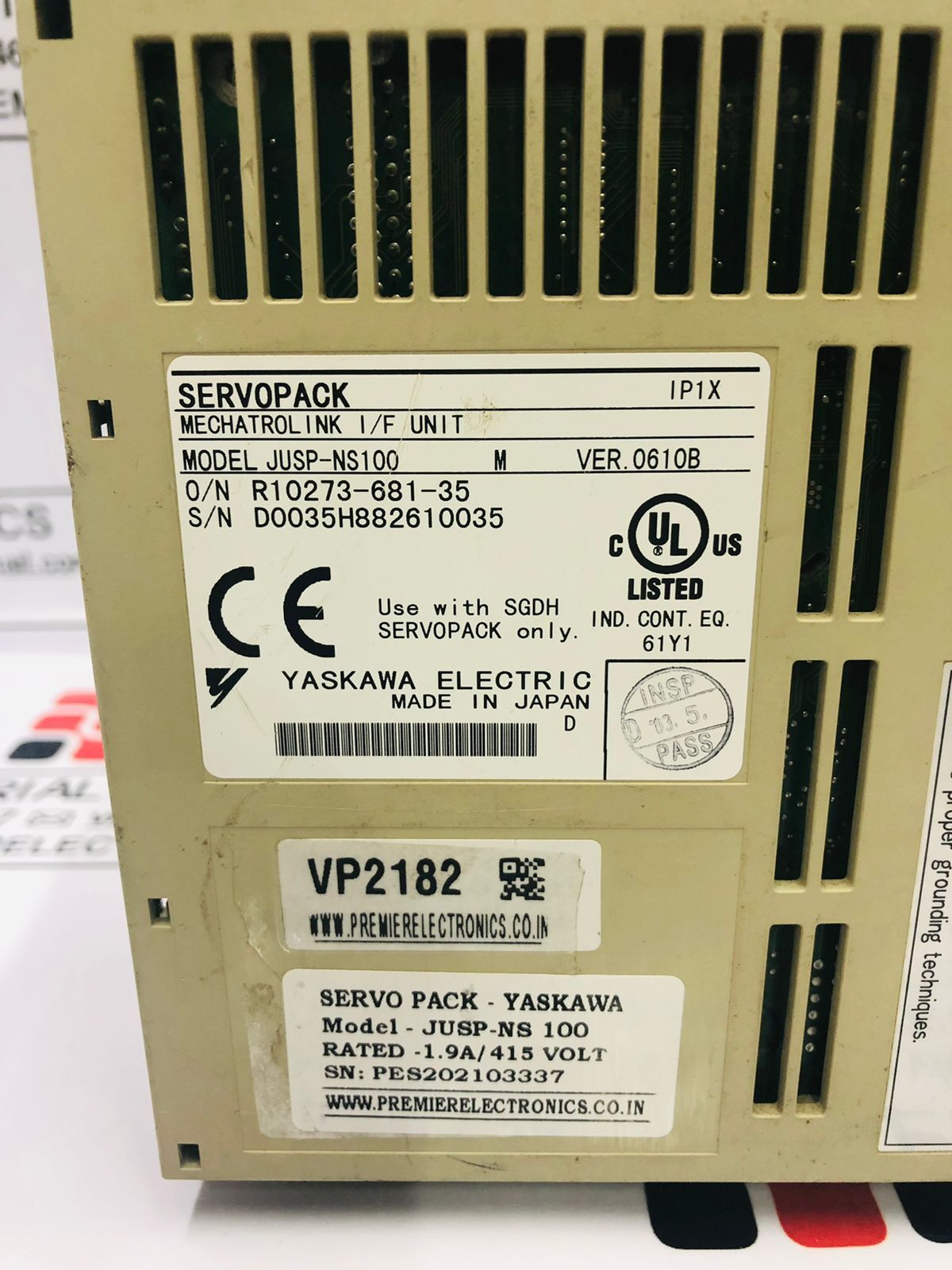 YASKAWA SERVO DRIVE SGDH-05DE WITH JUSP-NS100