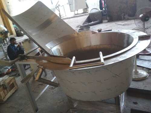 Circular Batch Fryer Capacity: 100-200 Kg/Hrs