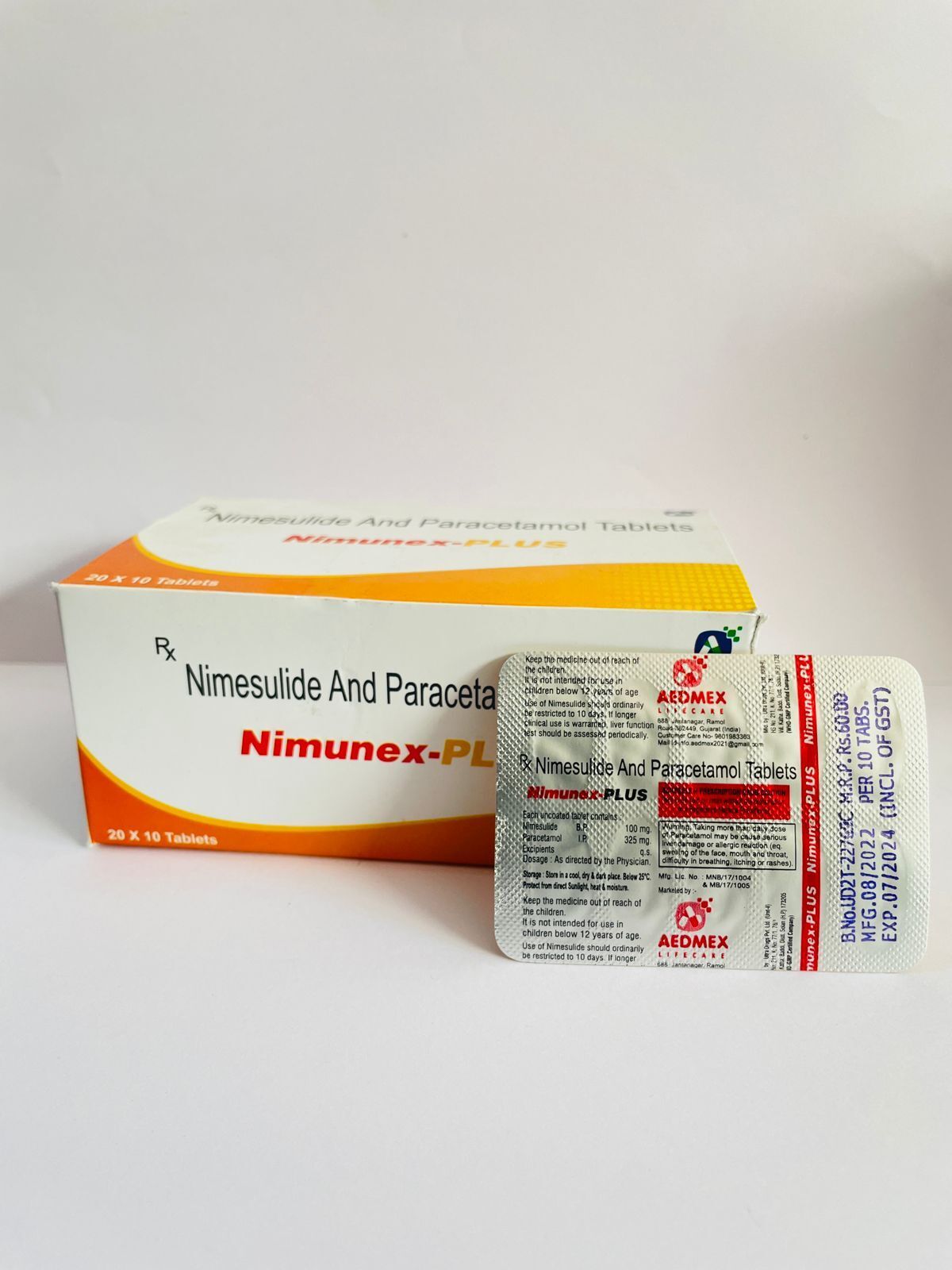 Nimesulide and Paracetamol Tablets