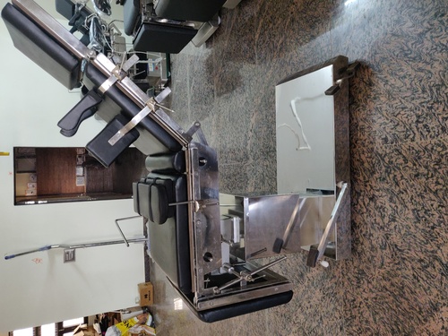 OT Table C 'Arm Hydraulic Deluxe (Concealed Hydraulic Pump)
