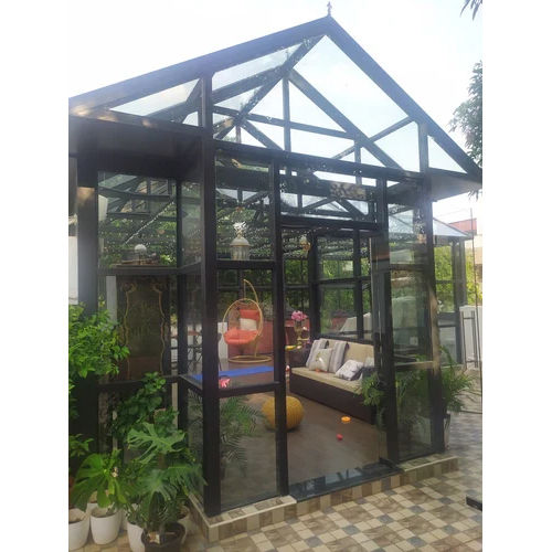 Prefabricated Glass House