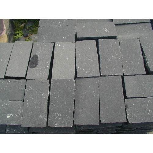 Kadappa Black Limestone Cobble