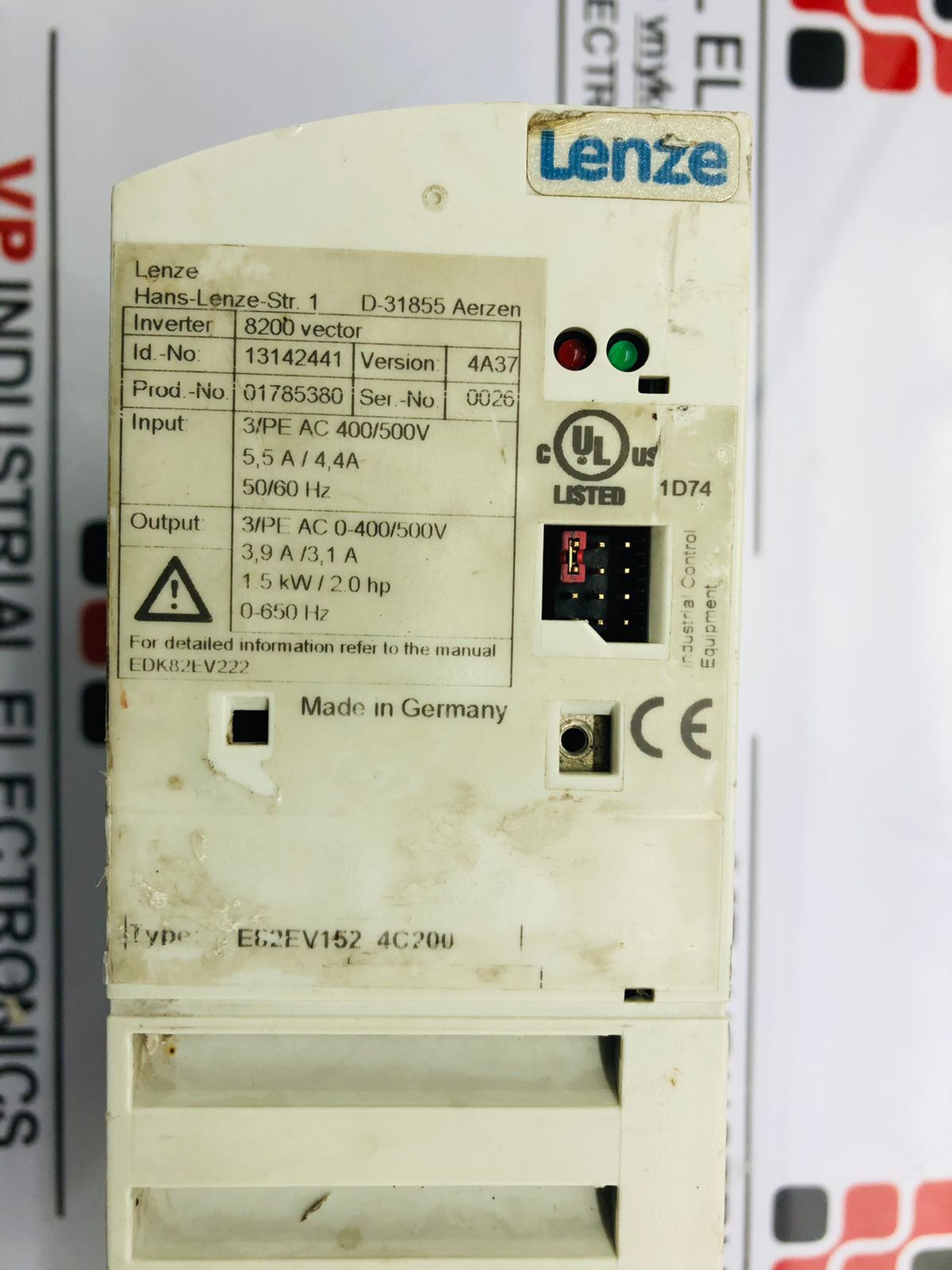 LENZE 8200 1.5KW 415V  E82EV152-4C200 SERVO DRIVE