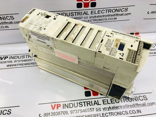 LENZE VECTOR-8200 SERVO DRIVE 1.5KW 415V   E82EV152-4B