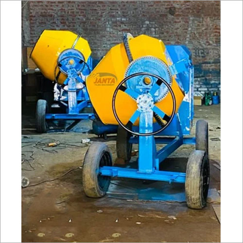 Yellow Concrete Mixer Machine