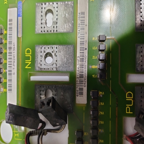 SIEMENS 6SE7027-2TD84-1HF3 INVETER TRIGGER DRIVE BOARD