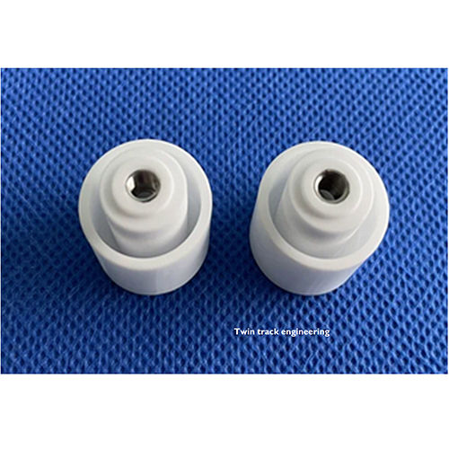 Porcelain Strain Insulator