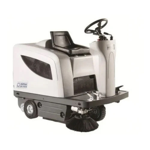 Sr1101P Ride On Sweeper Machine Capacity: 150 Liter/Day