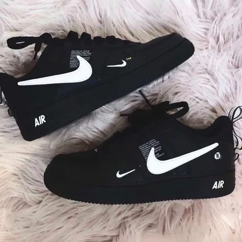 Nike Utility Sports Shoes