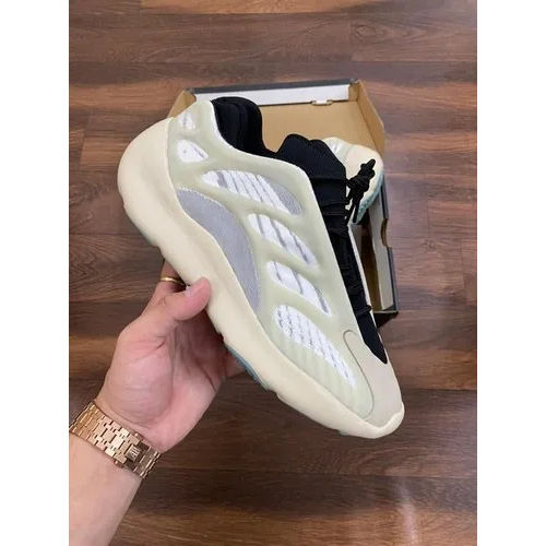 Adidas Yezzy 700 V3 Sports Shoes