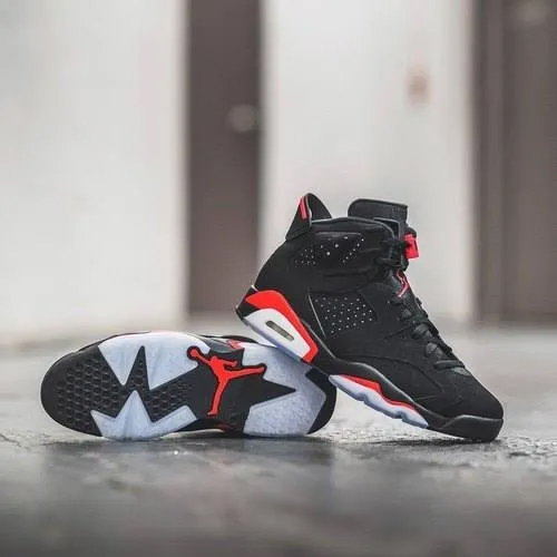 Jordan Retro 6 Black Shoes