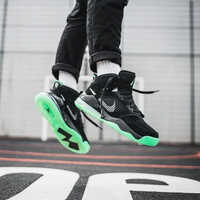 Jordan Shoes Mars 270 - Color: Black