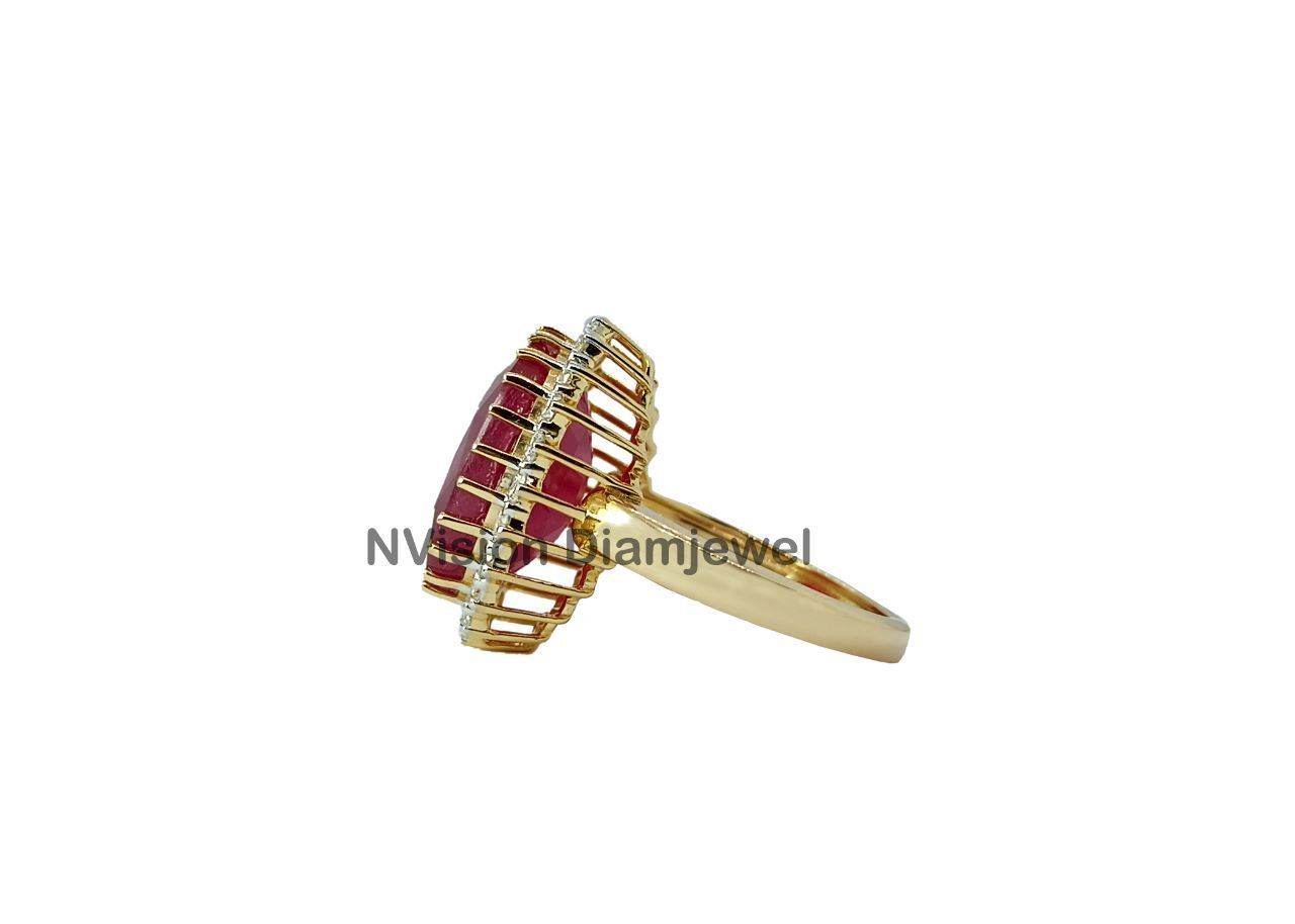 Burmese Ruby and Natural Diamond Ring