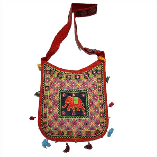 Handicrafts Bags Gender: Women