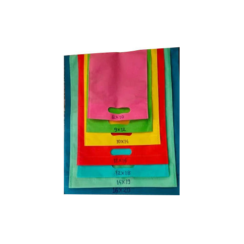 Non Woven Carry Bag Bag Size: Different Available