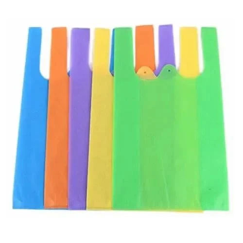 W Cut Non Woven Bag Bag Size: Different Available