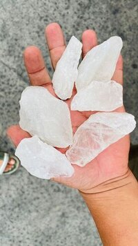 White High Quartz  Lumps