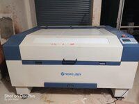 Automatic CO2 Laser Cutting Machine