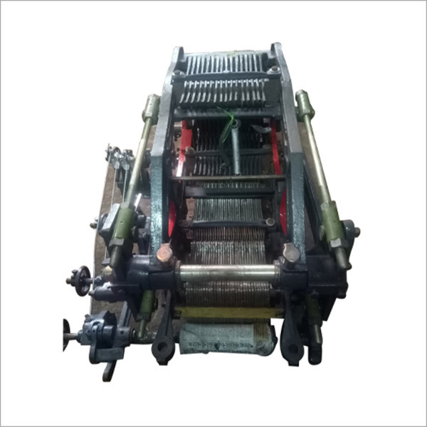 Dobby Double Barrel 16Lever Weaving Machine - MS Construction, Multicolor Finish | Advanced 16 Lever Mechanism, High Weaving Capacity, Versatile Design Patterns