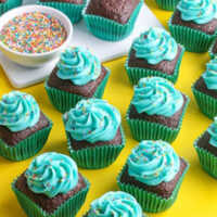 35x35x17 Square Paper Cup Cake For Sweets Usage: Industrial