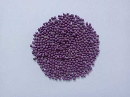 Bentonite recycling round ans colored maroon bentonite granules for agriculture Fertilizer application used