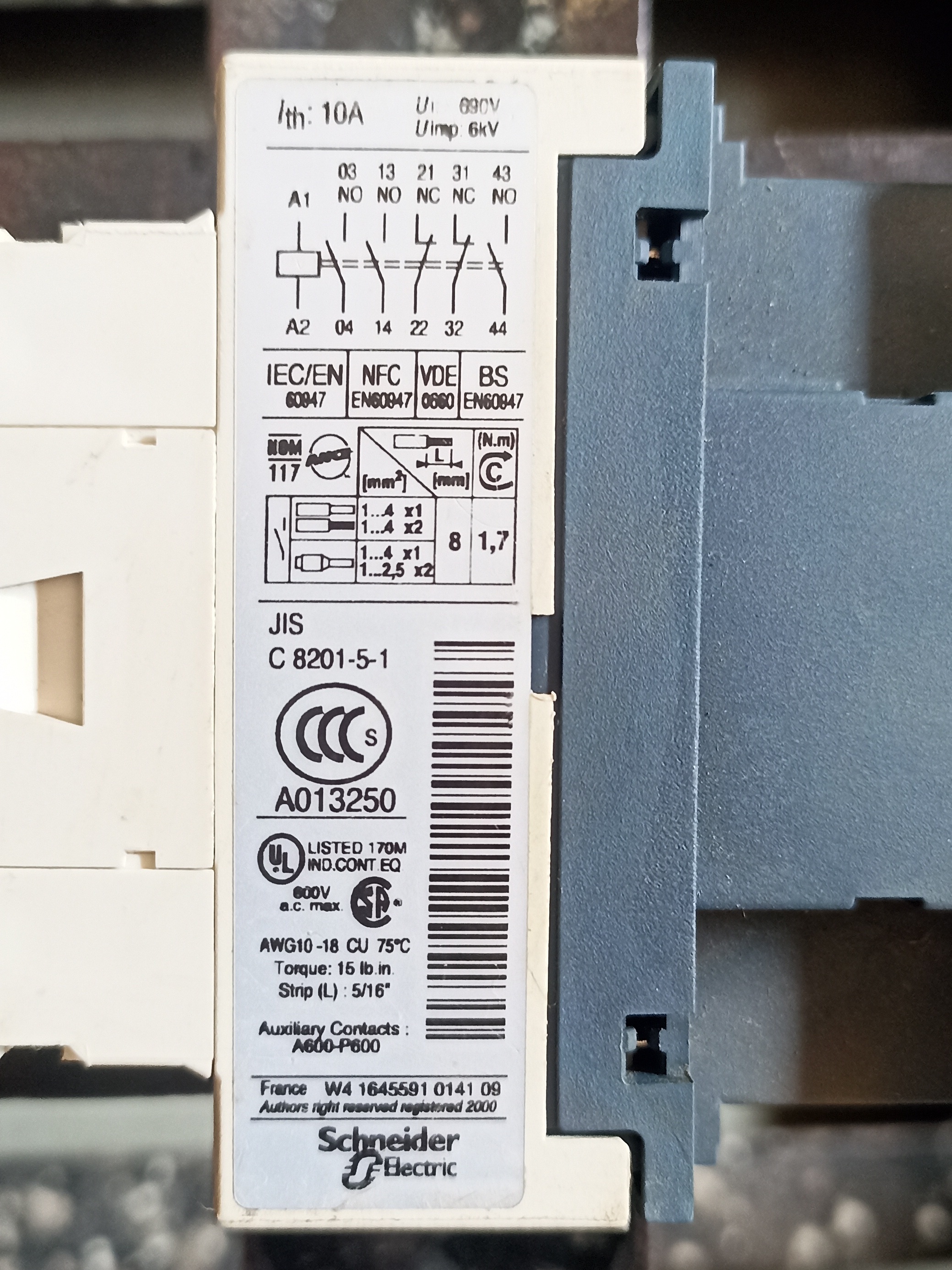 Telemecanique CAD 32 CONTACTOR