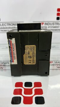 SIEMENS MODULE 6ES7223-1HF00-0XA0