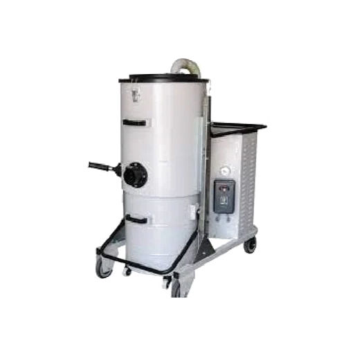 Industrial Vaccum Cleaner Capacity: 90 Liter/Day