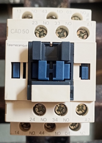 TELEMECANIQUE CAD-50 CONTACTOR