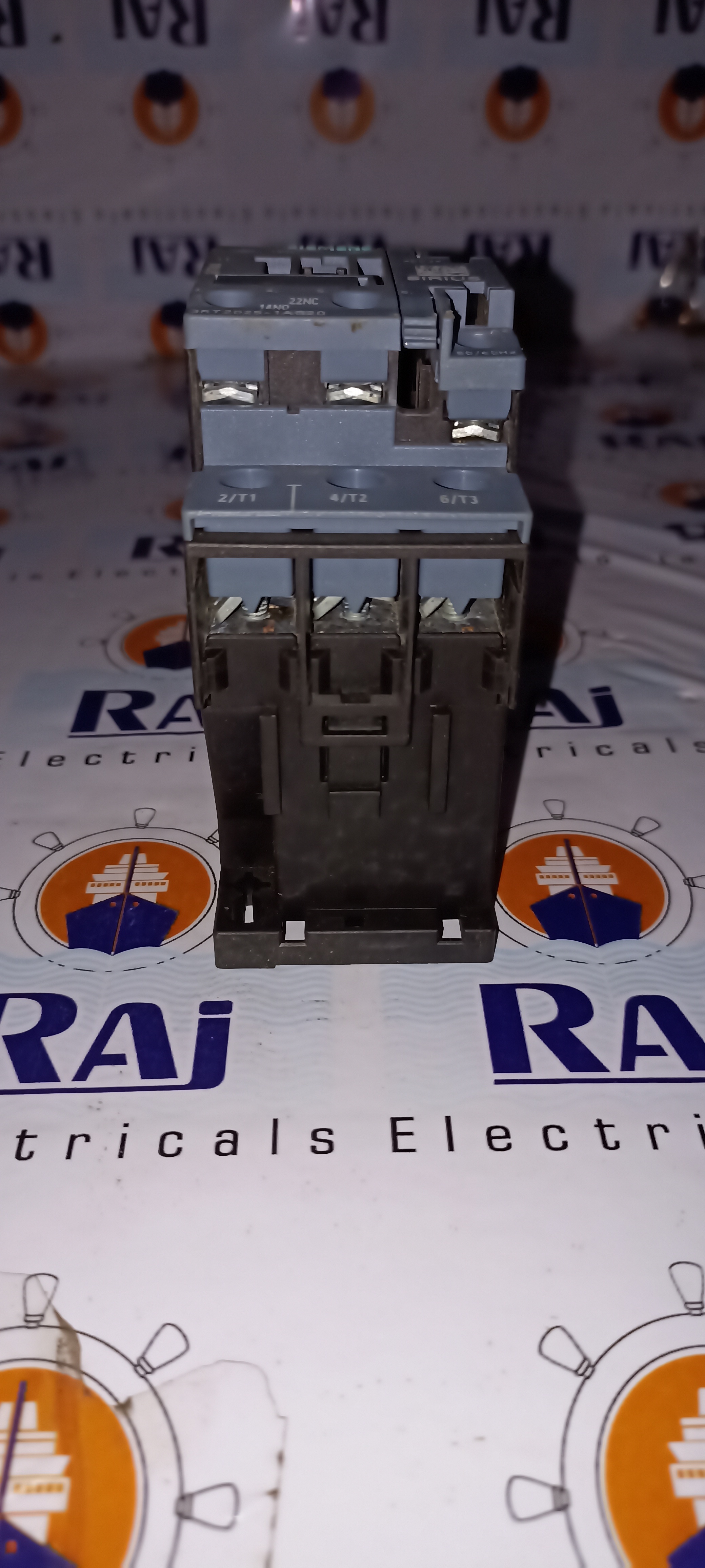 SIEMENS 3RT-2025 CONTACTOR