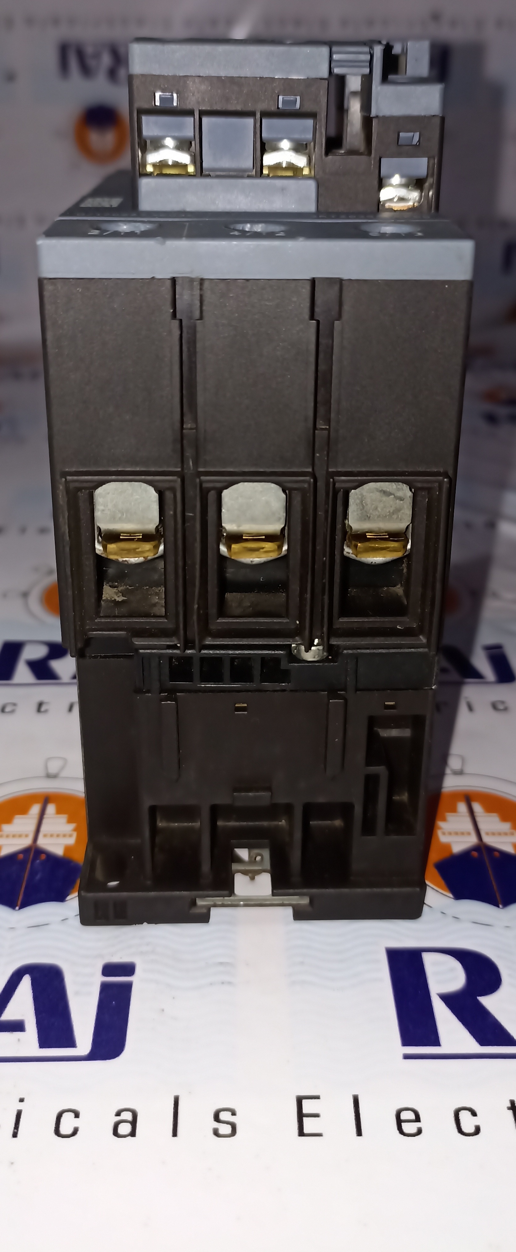 SIEMENS 3RT-2035 CONTACTOR