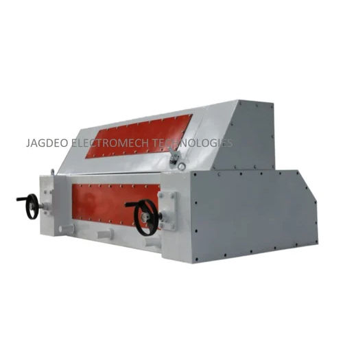 Pellet Crumbler Machine