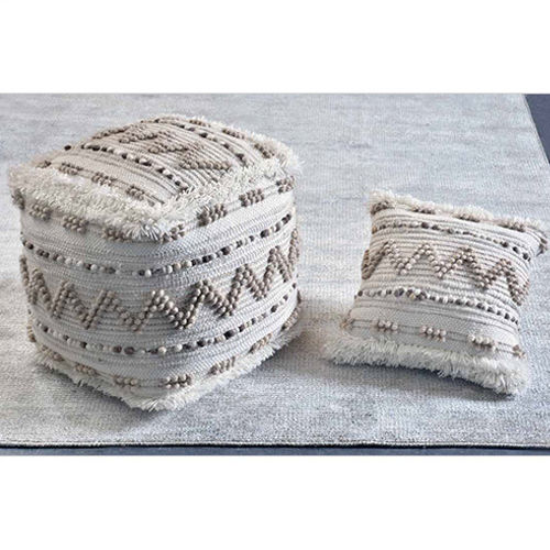 Design Chenille Pouf