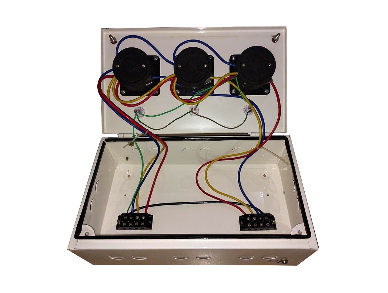 SELVO 63A Three Phase Neutral (TPN) Phase selector Enclosure IP44