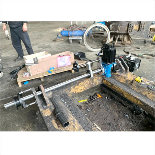 Line Boring Machine And Manual Welding