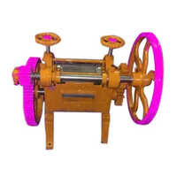 Hand Operated Sugarcane Crusher - Automatic Grade: Semi-automatic