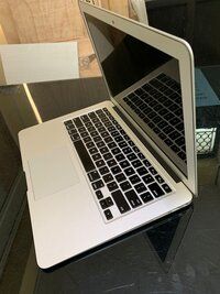 Apple Macbook Air