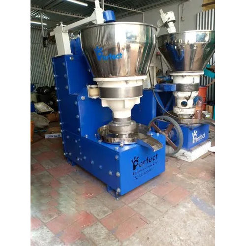 Blue Automatic Wooden Cold Press Rotary Oil Machine