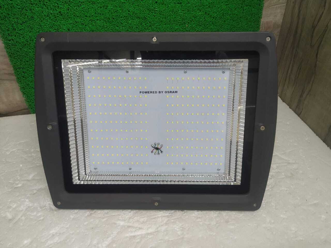 LED FLOOD LIGHT - 250W (NILE)