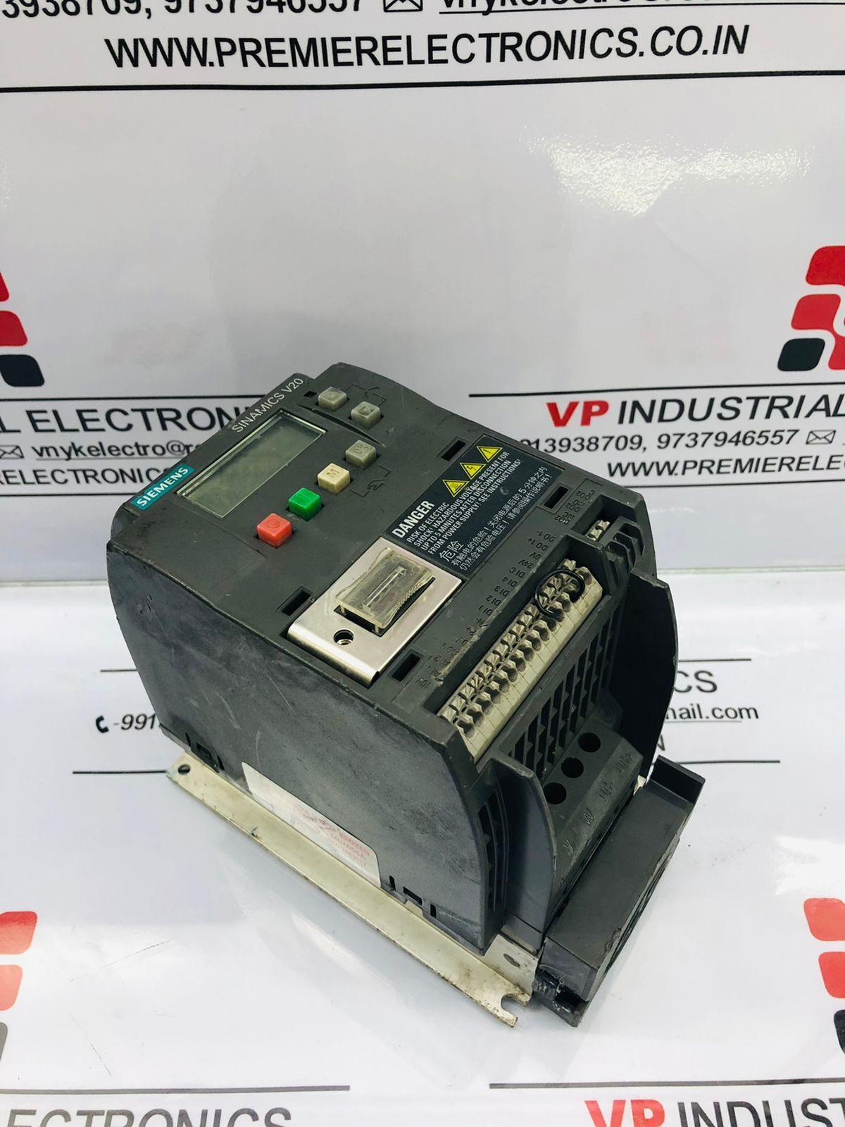 SIEMENS SINAMICS AC DRIVE  V20