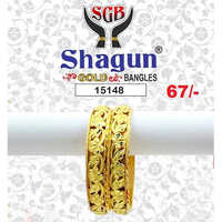 15148 Gold plated  bangle