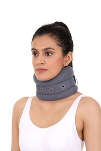 Soft Cervical Collar - Rubber Material, Foldable And Portable Design For Neck Support